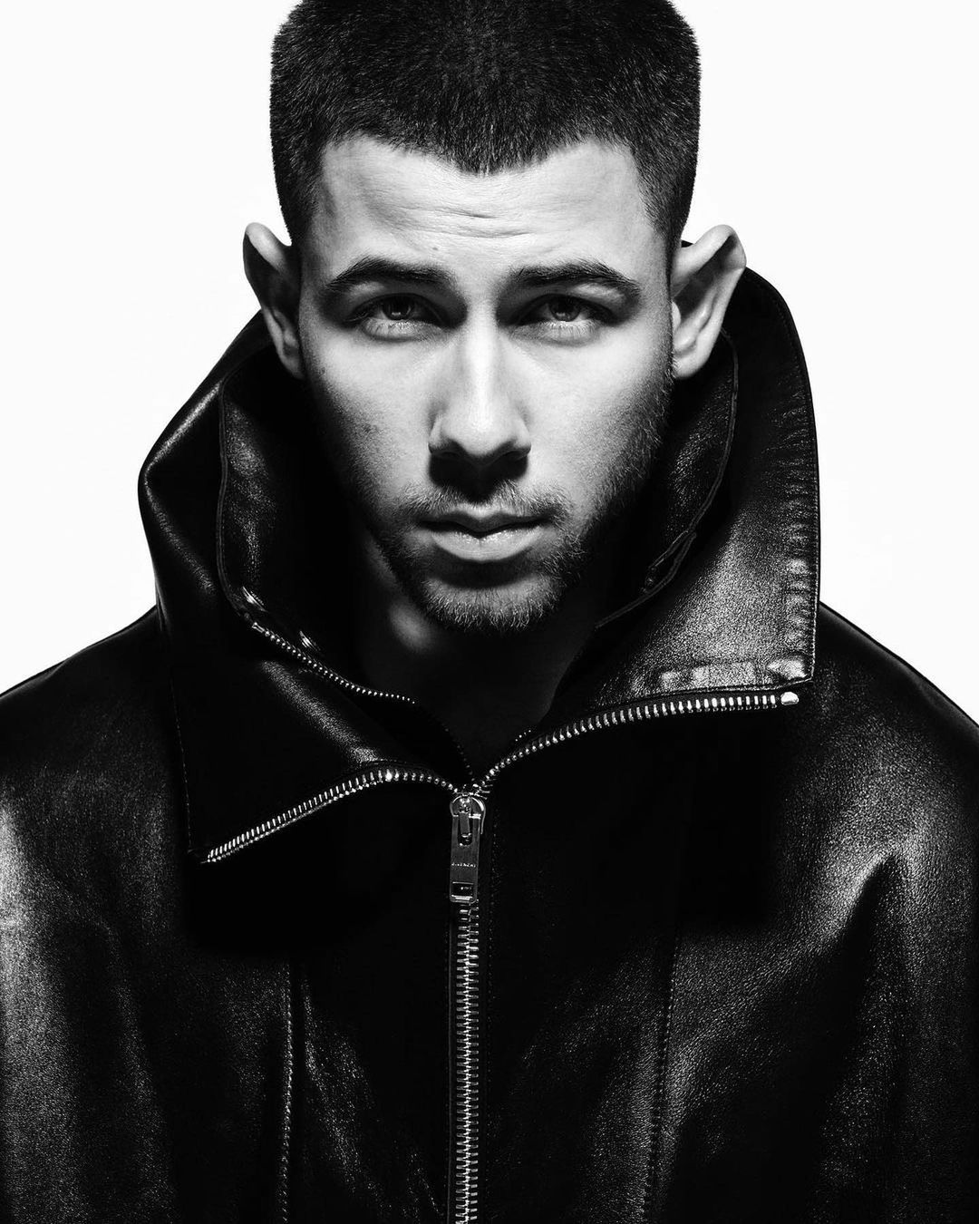 L'Officiel USA |  Apr. 21