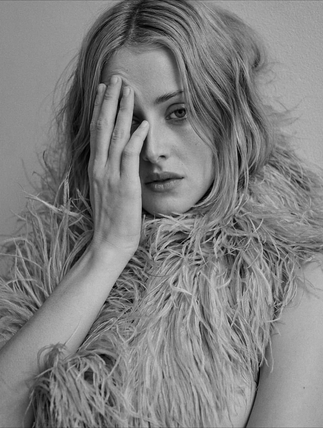 Eric Guillemain X Anna Van Patten for THE BLANK PAGE Nov. 25
