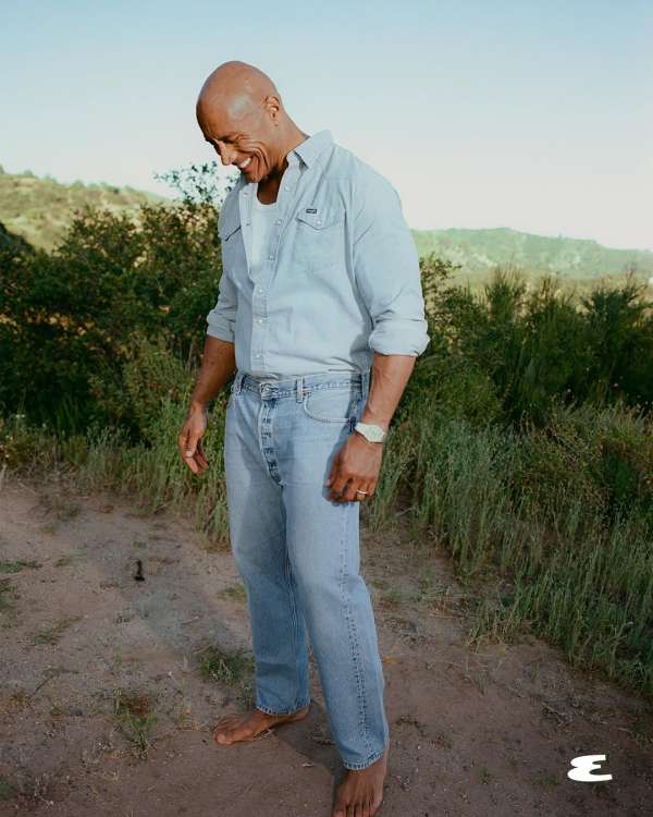 Another incredible shoot with @therock & @e...