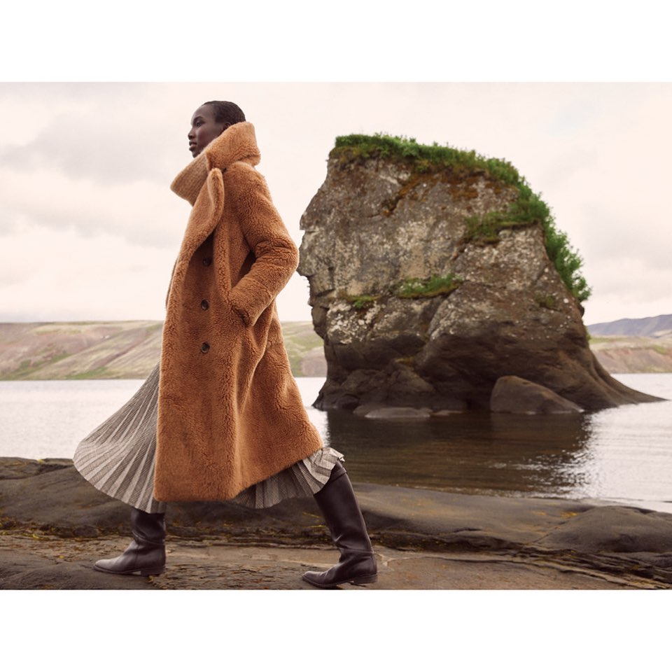 Banana Republic |  Dec. 22