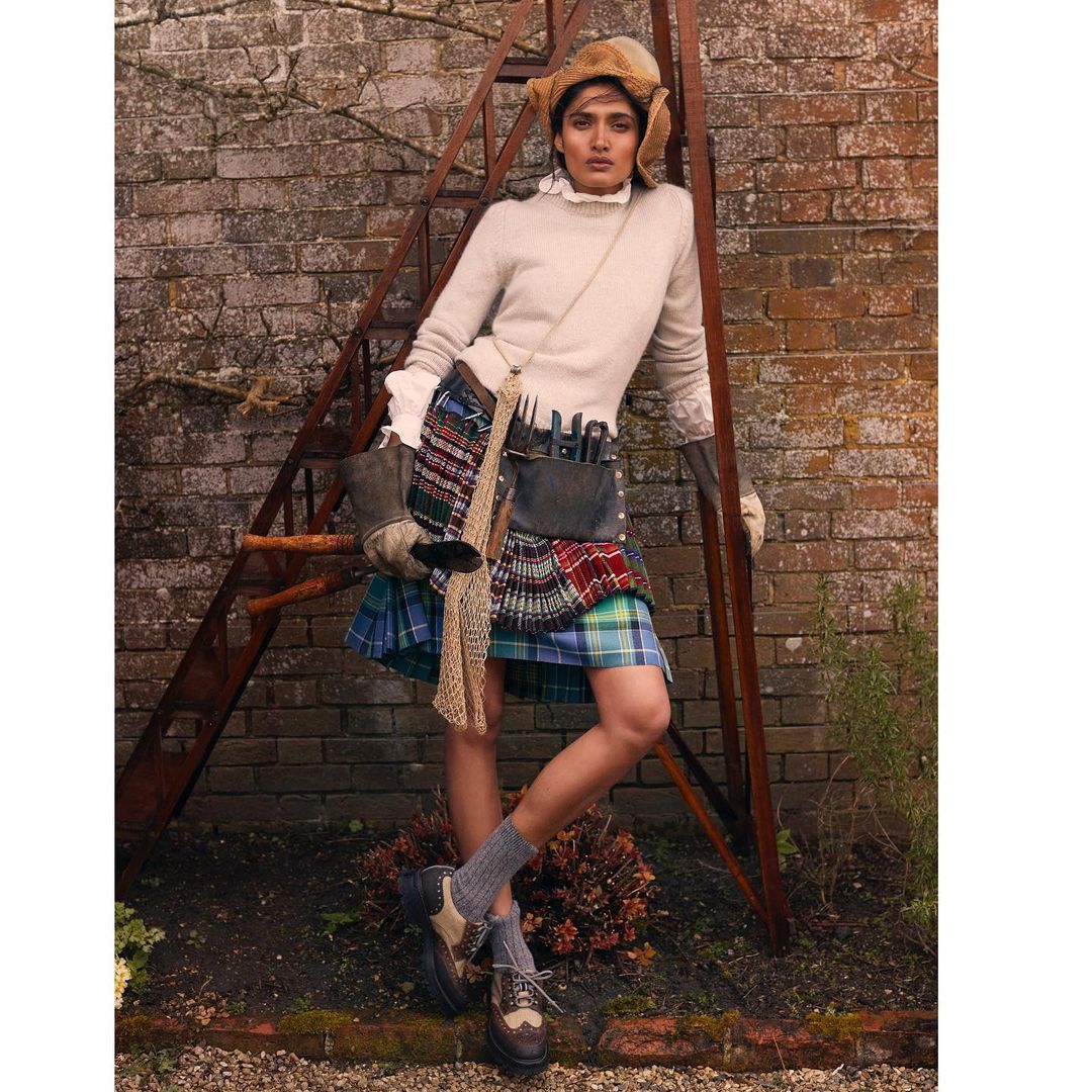 Harper's Bazaar UK |  May. 23