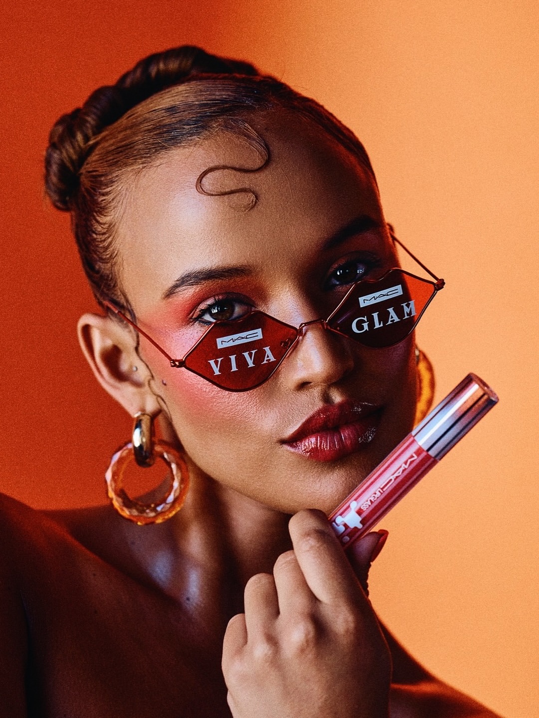 Sequoia Emmanuelle X Mac Cosmetics Aug. 25