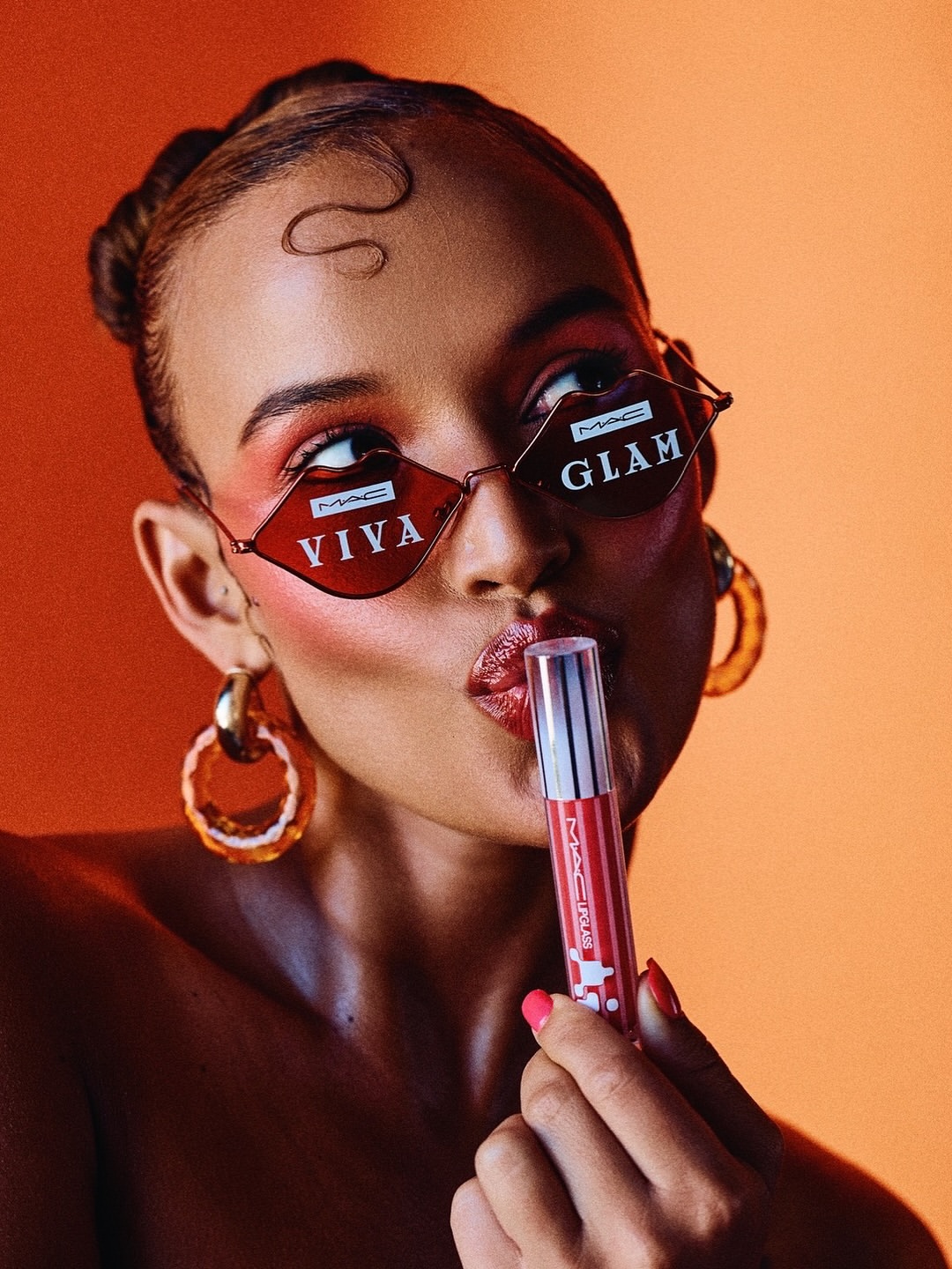 Sequoia Emmanuelle X Mac Cosmetics Aug. 25