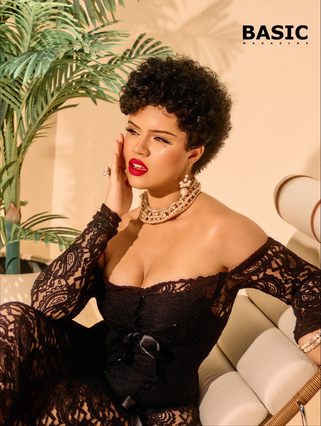 Sequoia Emmanuelle X Basic Magazine Oct. 25