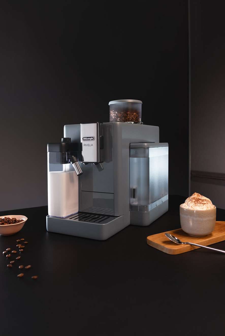 Camille & Charlotte X Darty Dec. 25