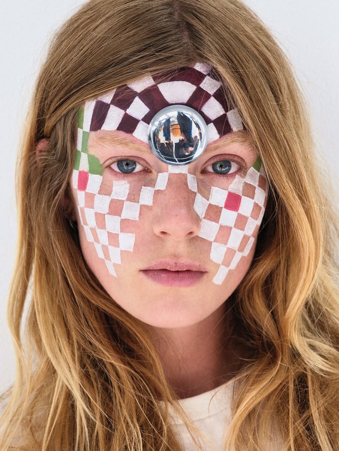 @selfservicemagazine issue 63
Guest edited by @pieter_mulier 

Photographer @davidvasiljevic_photo 
Makeup @peterphilipsmakeup
Casting @a.m.c.casting
Hair @sebastienrichard1 
Hair @olivierschawalder
Production @troublemanagement @royalcheesestudio

Models
@rubenpol_ @vivamodel
@aurianechvt @noahmgmt
@laurencedesbisschop @noahmgmt
@teslinnenkoper @platformagencyamsterdam
@annecatherinelacroix @hmmagency
@athiec_geng @selectmodelparis
@eden_cstts
@_.alo00._ @hmmagency
@senggkhan @women_paris

#amccasting