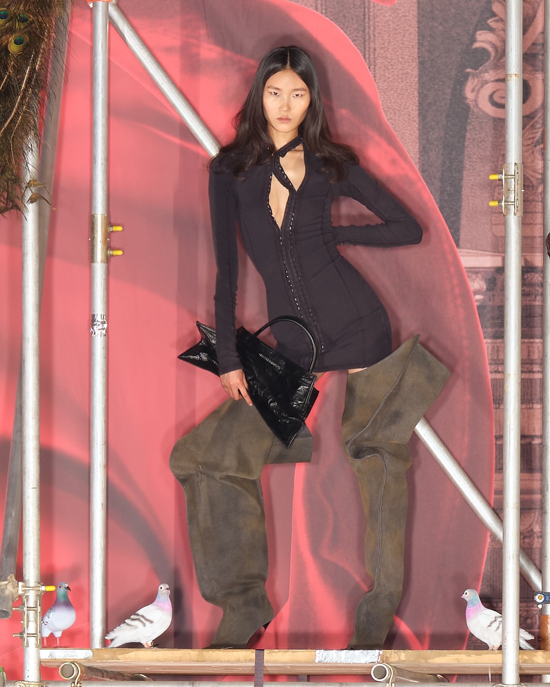 @glennmartens x @hm 

Incredibly proud to have been a part of making this happen. Such a fun and inspiring project. Special thanks to Anna Soderstrom, Glenn, Johnny and Ursina … EPIC !

Creative Director @glennmartens
Photographer/Director @johnnydufort
Art Direction @sandbergtimonen
Stylist @ursinagysi
Casting @a.m.c.casting 
Hair @cyndiaharvey
Makeup @thom.walker
Movement @m.j.h.a.r.p.e.r
Production @bellhouseltd

#AMCCasting