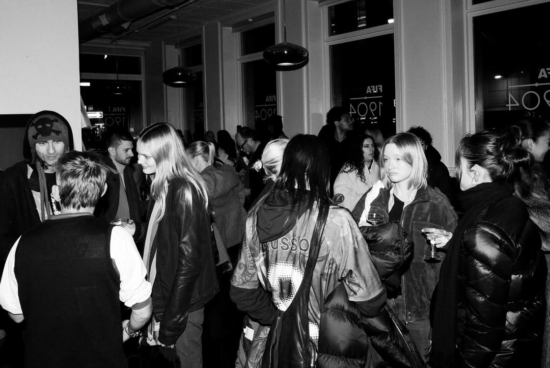 Thank you to everyone who came out to celebrate the FIFA World Cup draw and holiday season with us, FIFA 1904, VFILES and AMC MARKET 

@FIFA1904.VFILES
@VFILES
@A.M.C.MARKET

📍 12 Mercer St is now open to shop all 3 brands !! Limited time only !!

Photos by @annahenders0n

#amccasting #fifa1904 #vfiles #amcmarket #12mercerst #popup