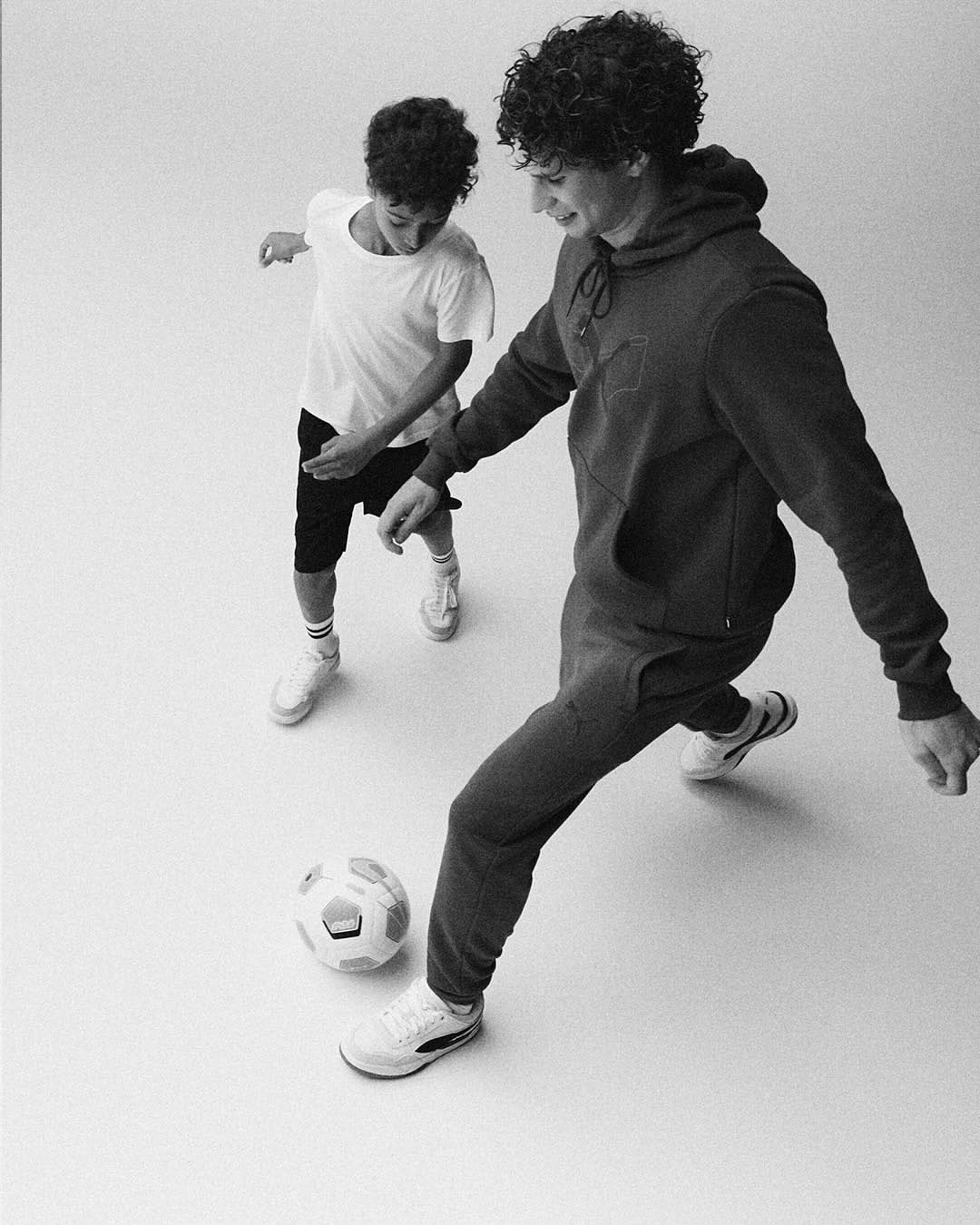 Andreas Almkvist X Stadium Outlet