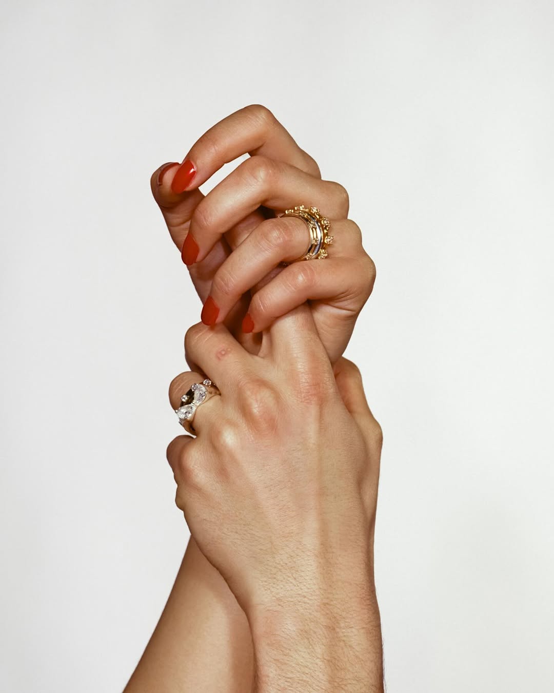 Yana Van Nuffel X BOBBY