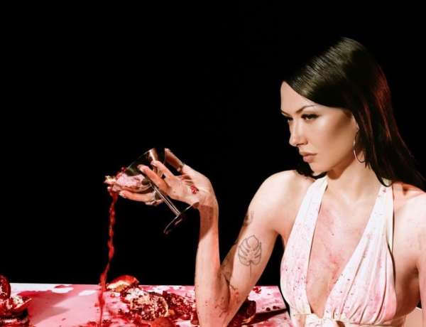 BITE BACK - @nieveella new single out now! ...