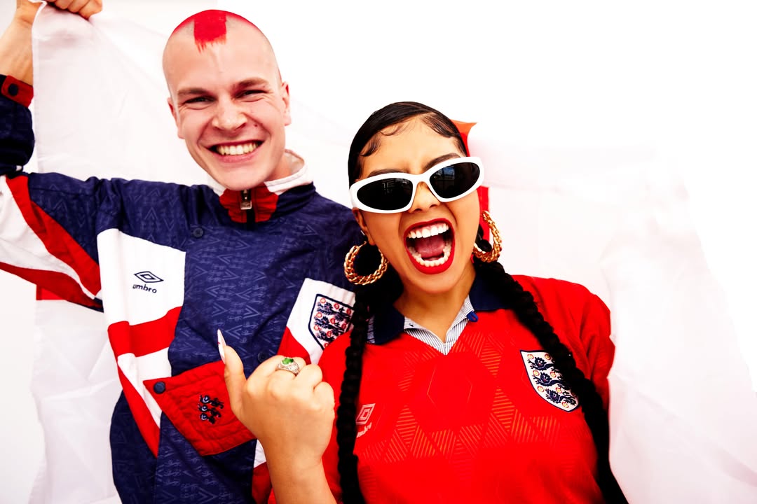 Come on England! @haninastudio shoots @england kit...