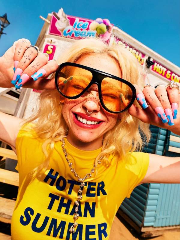 STICKY, ICKY SUMMER! ☀️🌸🌊🍦🌴 shot by our won...