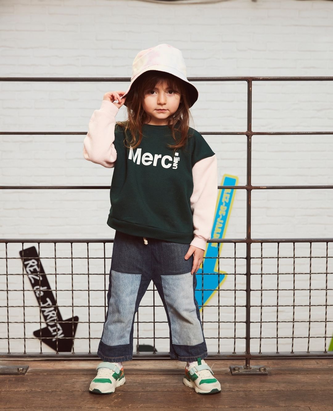 Unie & co |  Mar. 22