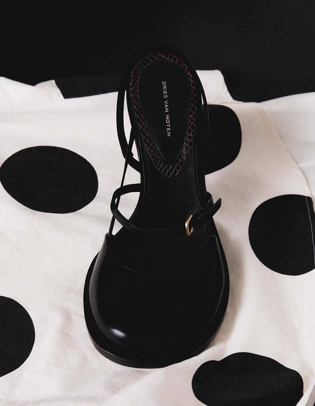 Vasilisa Ganakova X Archives Futures