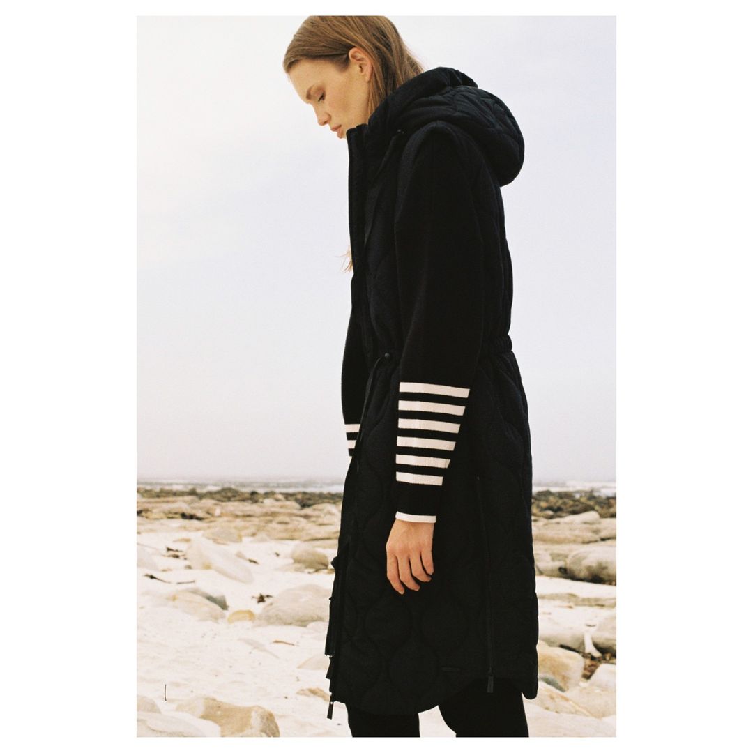 Truworths |  Apr. 23