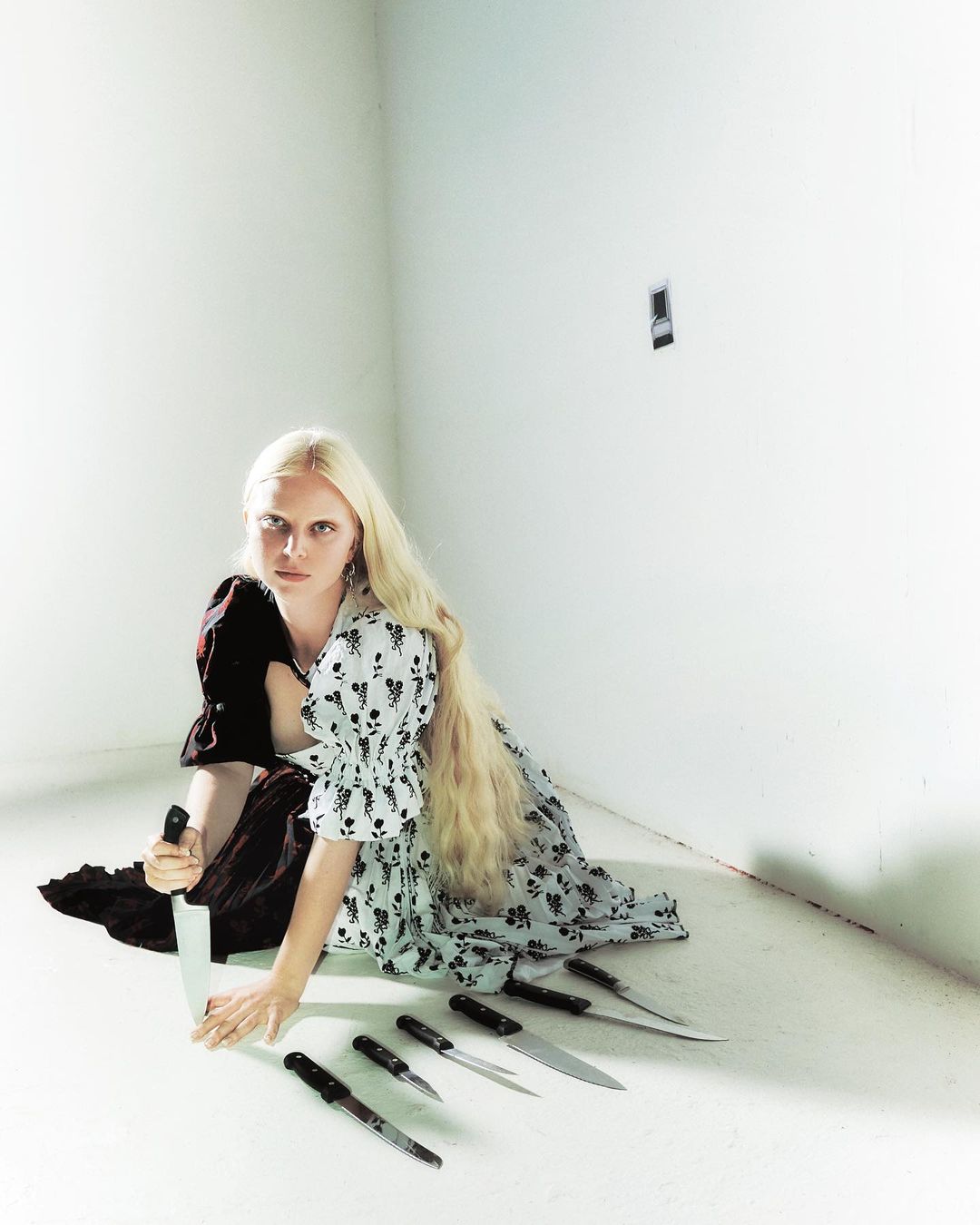 Snuff Mag |  Aug. 22