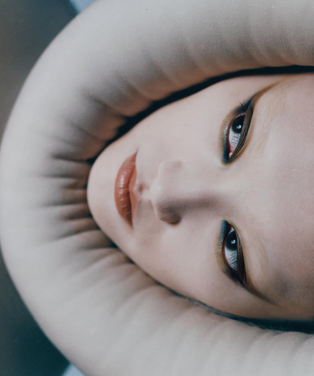 VOGUE GREECE @voguegreece 

Photographer: @tarekmawad 
Fashion editor: @andreaetlou 
Make up artist: @hugo_villard @callisteagency Hairstylist: @hikageyumiko @clmagency 
Model: @renqinggg_@imgmodels 

Editor in chief: @eliskiss25 
Creative & Fashion director: @nicholasgeorgiou_ 
Beauty director: @vass_pap
Art director: @rinetta_._