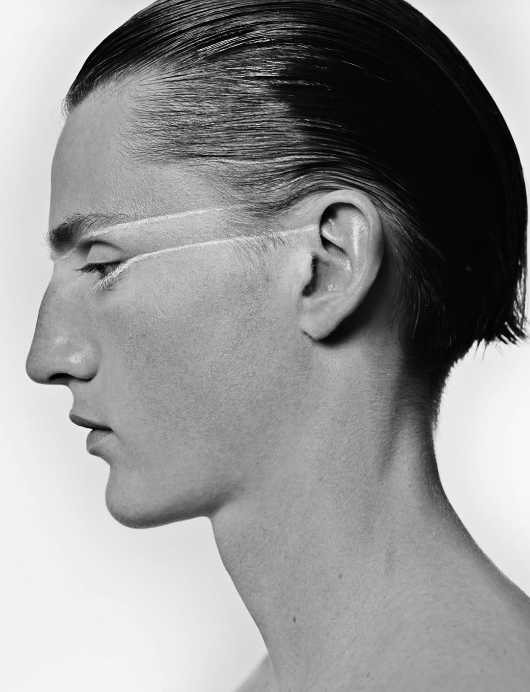 @dapperdanmagazine issue # 32

Evan Leblond @16parismanagement & Rayan Hakouti  @imgmodels 
 
Photography by  David Ferrua @davidferrua
Fashion by Chiara Ficola @chiaraficola
Grooming by Tomoko Hoama @wiseandtalented
Makeup by Anga Borodina @saintgermain
Casting by Alexandra Sandberg alexandrasandbergcasting
#alexandrasandberg