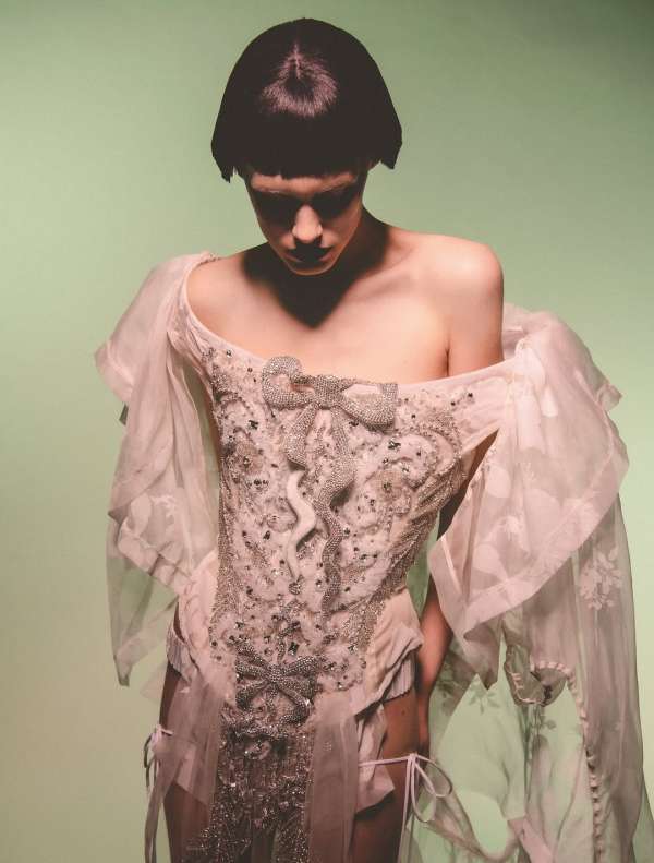 Beautiful Merel Roggeveen starring in April...
