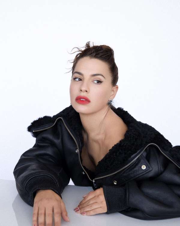 Ali Mitton
