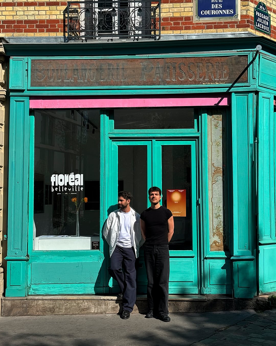 Throwback to the launch of Midnight Sun last April at @floreal.belleville with the exhibition views of @aliochaboi work. Still grateful to everyone who joined us in experiencing this dialogue between the book and the artworks 📚 

— 

Retour en images sur le lancement en avril dernier de Midnight Sun avec les vues d’exposition du travail de @aliochaboi, exposé au @floreal.belleville. Encore merci d’avoir été si nombreux.ses à découvrir ce dialogue entre le livre et les tirages 📚

Prints and framing / Tirages et encadrement @pictofr