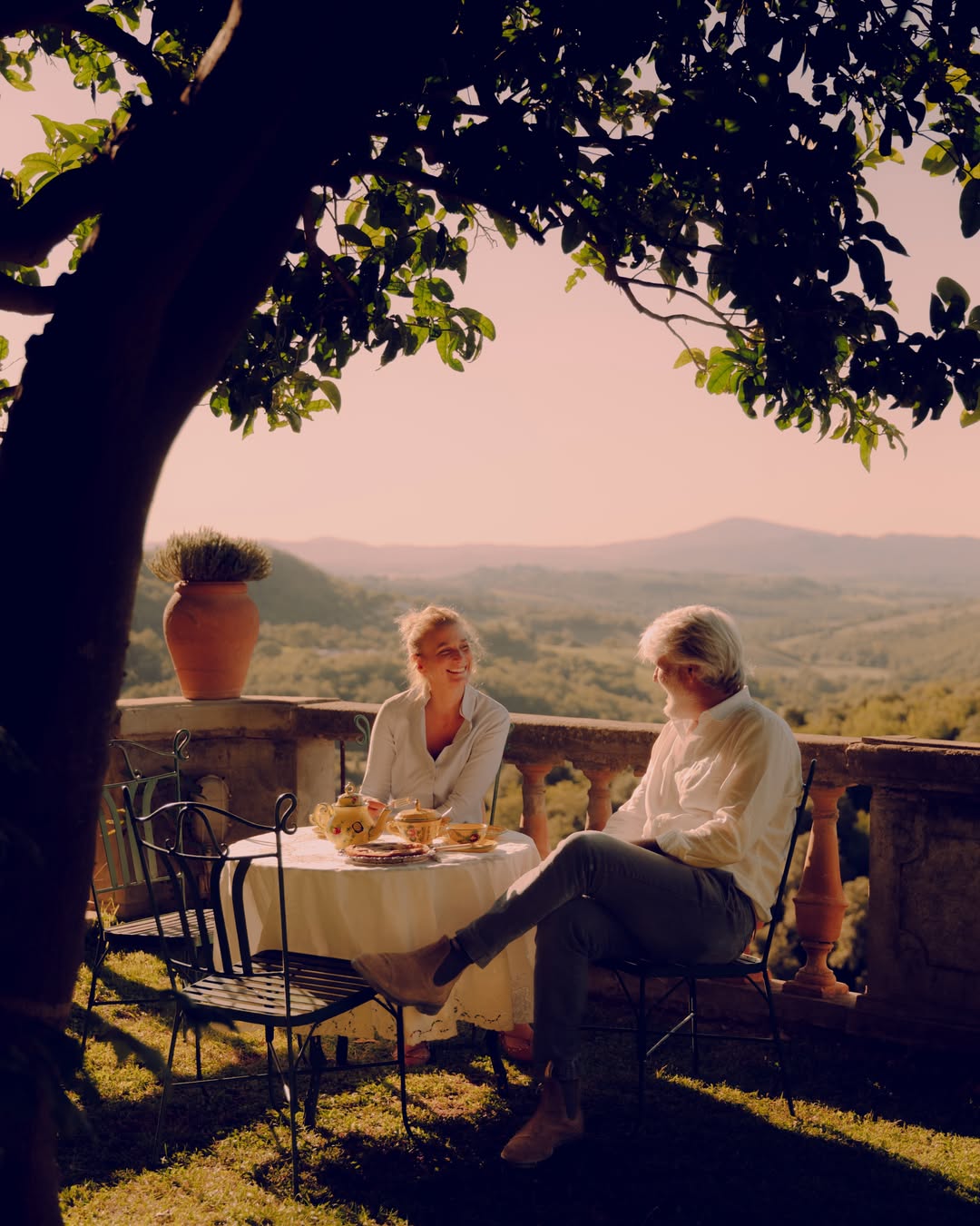 Conde Nast Traveller |  Aug. 26