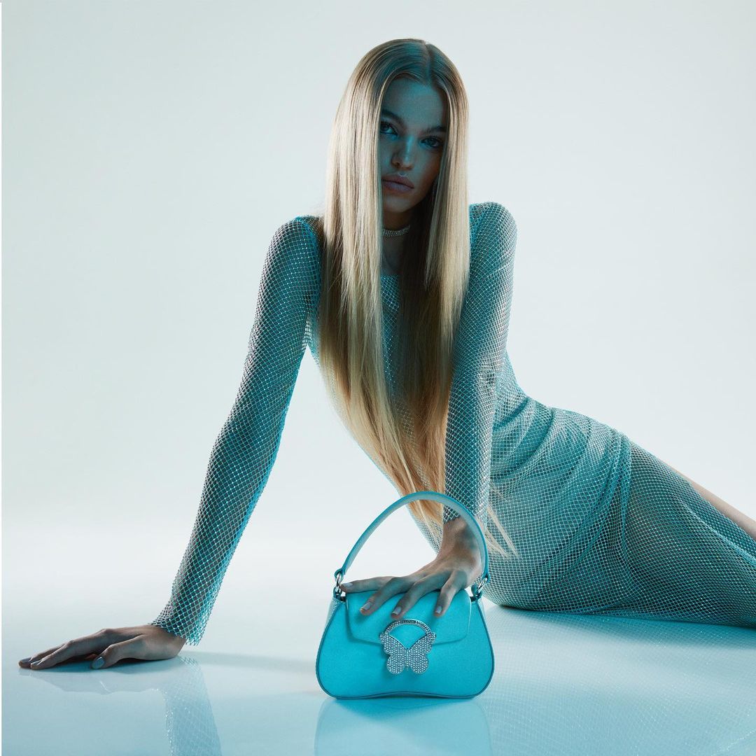 Blugirl |  Mar. 23