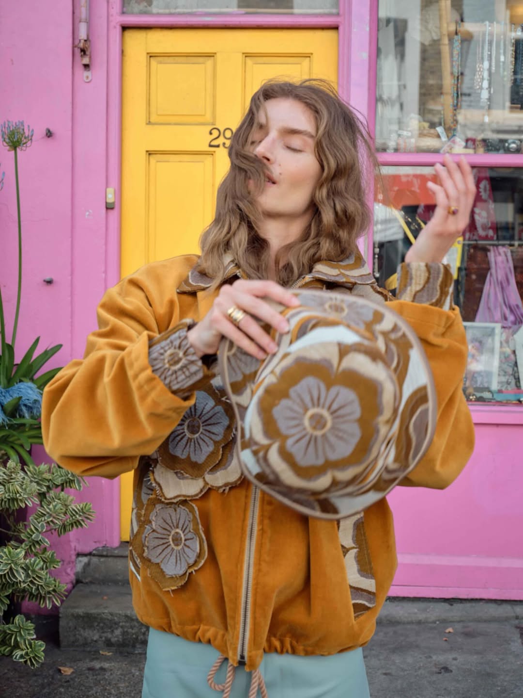 Louise Samuelsen Jul. 25
