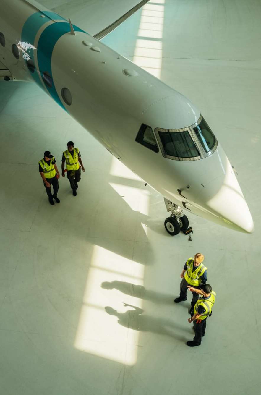 Anais & Dax X Signature Aviation