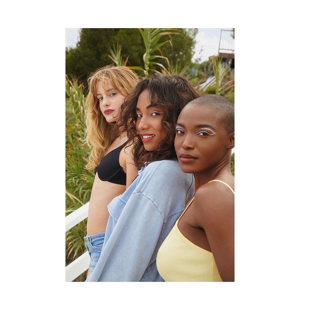 Stila Cosmestics |  Apr. 23