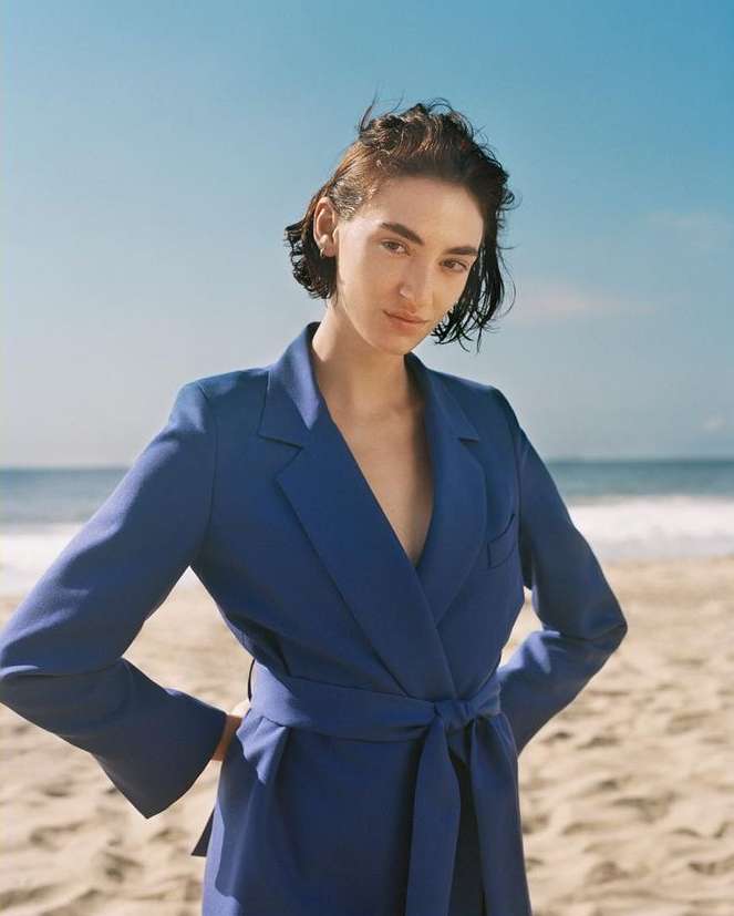 Schon Magazine |  Apr. 22