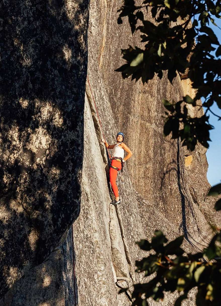 Arrowhead Mtn Spring Water |  Oct. 23