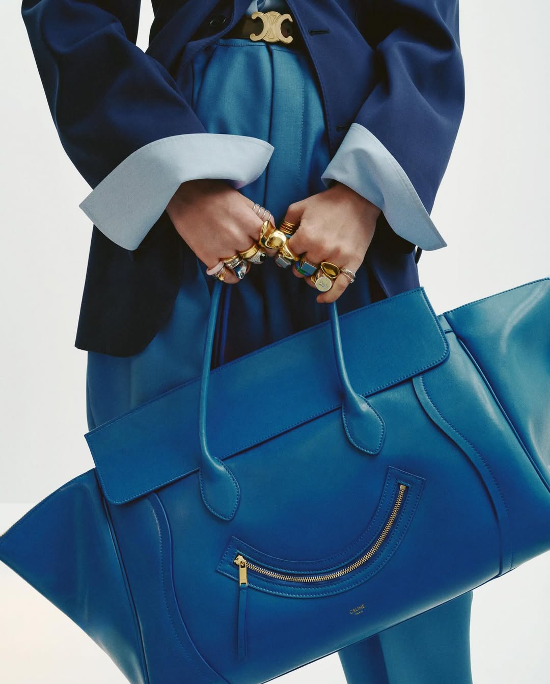 Celine Printemps 2026 Collection

Creative Director: #MICHAELRIDER
Artistic Direction: @may_be
Photographer: @victor_brun_
Director: @pablotapiapla
Stylist: @brian__molloy
Hair Stylist: @duffy_duffy
Makeup Artist: @lucia_pieroni
Set Design by: @felixgesnouin

Production by: @apstudioinc