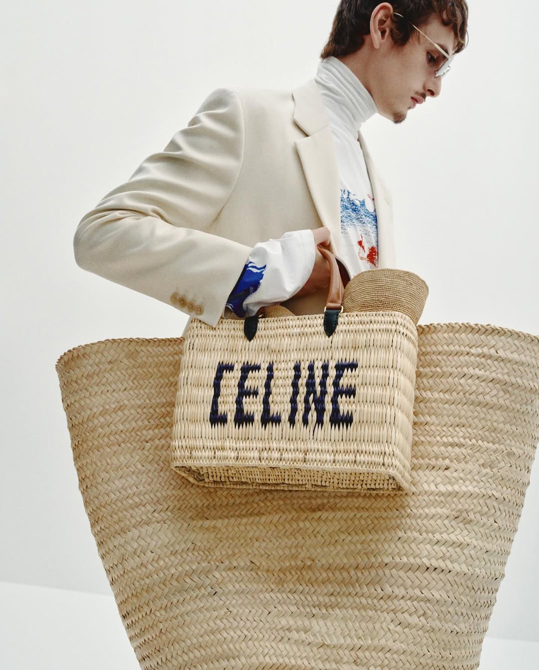 Celine Printemps 2026 Collection

Creative Director: #MICHAELRIDER
Artistic Direction: @may_be
Photographer: @victor_brun_
Director: @pablotapiapla
Stylist: @brian__molloy
Hair Stylist: @duffy_duffy
Makeup Artist: @lucia_pieroni
Set Design by: @felixgesnouin

Production by: @apstudioinc