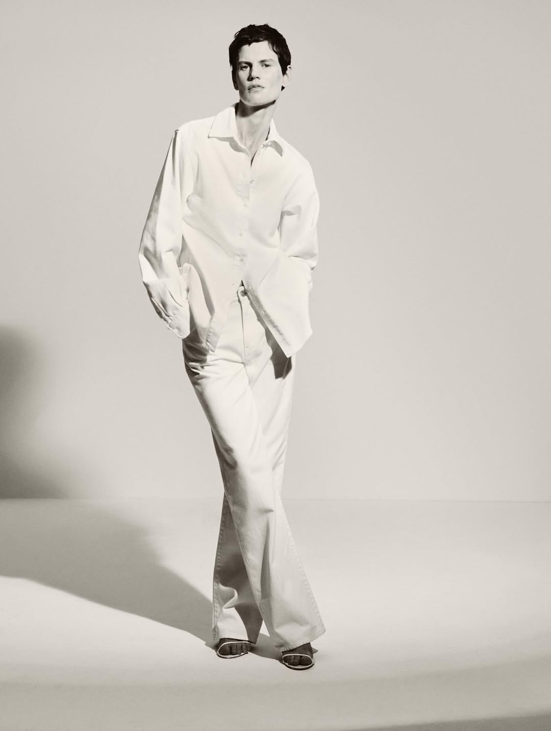 @goop featuring @saskiadebrauw

Photographer: @drewvickers
Creative Director: @angel.jhang
Styling: @angel.jhang
Groomer: @cyrillaloue
Props Stylist: Celeste Girot

Production by: @apstudioinc