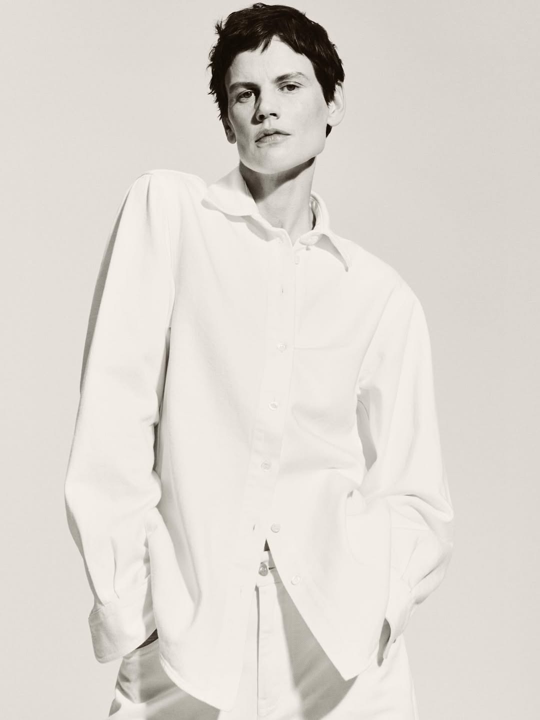 @goop featuring @saskiadebrauw

Photographer: @drewvickers
Creative Director: @angel.jhang
Styling: @angel.jhang
Groomer: @cyrillaloue
Props Stylist: Celeste Girot

Production by: @apstudioinc
