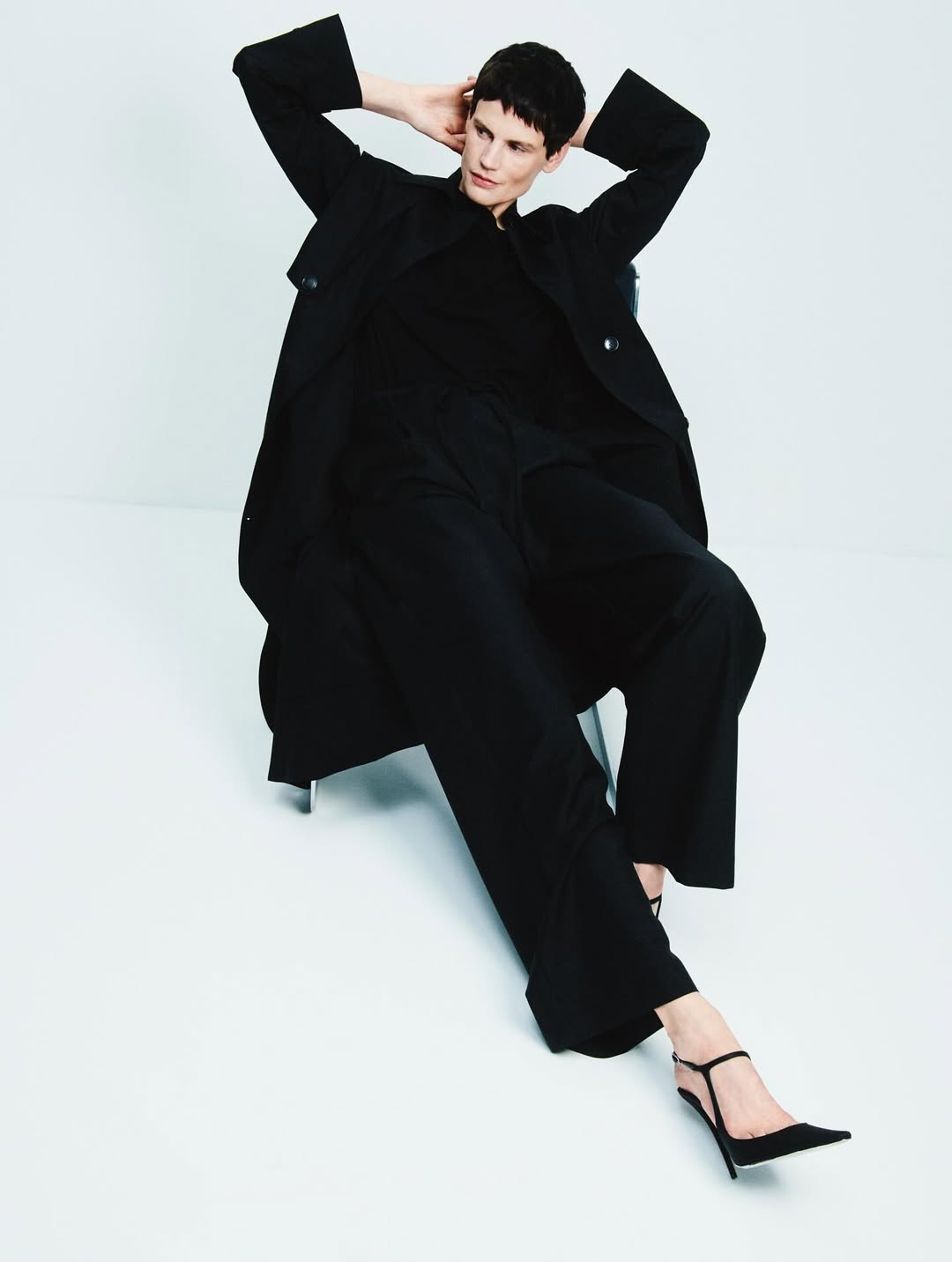 @goop featuring @saskiadebrauw

Photographer: @drewvickers
Creative Director: @angel.jhang
Styling: @angel.jhang
Groomer: @cyrillaloue
Props Stylist: Celeste Girot

Production by: @apstudioinc