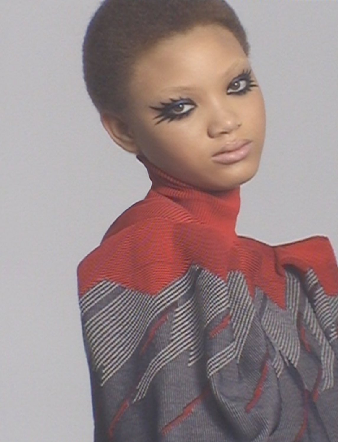 W Magazine, Look Sharp 

Photographer: @sharnaosborne
Styling: @raeboxer
Editor in Chief: @saramoonves
Visuals & Content Director: @_a_b_g
Creative Directors at Large: 
@kevintekinel @charleslevai
Writer: @sandraballentine
Hair: @ryanmitchellhair
Makeup: @patmcgrathreal
Models: 
@iamcarolmonteiro
@iammariaaraujo
@imnotgrace
@libbyybennett 
@avashipp
@ali__dansky
@saniquedill
@valeriescherzinger
Casting: @ashleybrokaw
Set Design: @spencervroomanstudio
Production: @apstudioinc
W VOLUME 5: THE ORIGINALS ISSUE