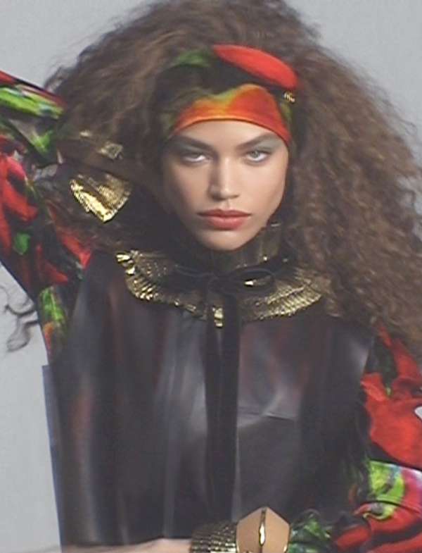 W Magazine, Look Sharp 