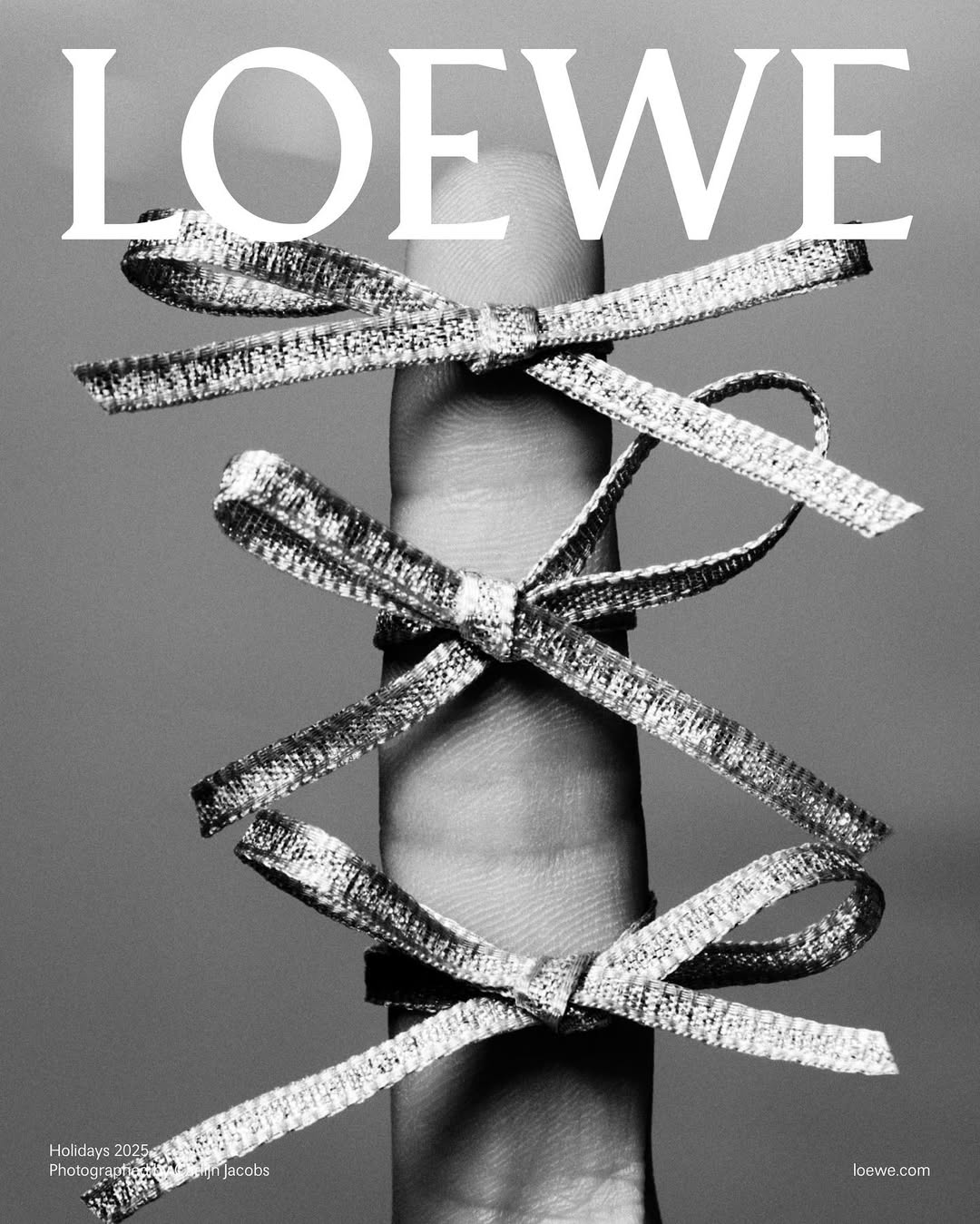 @loewe Holiday Campaign

Photographer: @carlijnjacobs
DOP: @jack_exton_ 
Set Design: @polly_setdesign
Production: @apstudioinc