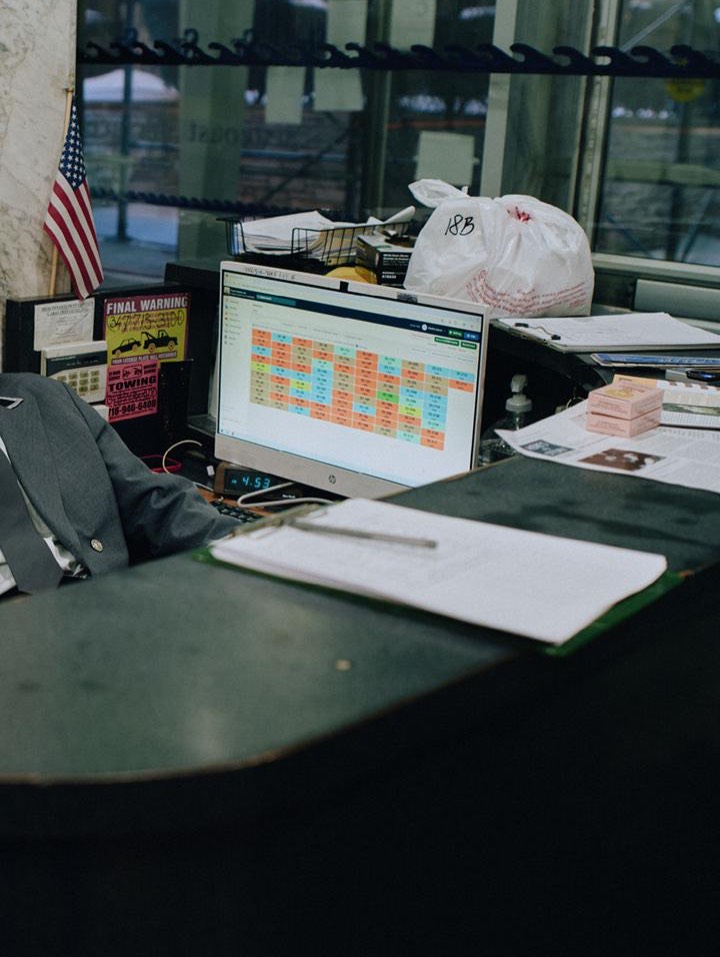 W Magazine 2026 Directors Issue starring @tchalamet 

Directed and photographed by #JoshSafdie
Director of Photography: @ryanmariehelfant
Styling: @miyakobellizzi
Editor in Chief: @saramoonves
Editor at Large: #LynnHirschberg
Creative Directors at Large: @kevintekinel 
@charleslevai
Writer: @michael_hainey
Hair: @italogregorio
Makeup: @kyrapanchenko_mkup
Manicure: @honeynailz
Casting: @jv8inc
Production Design: @adamterrence
Prop Stylist: @mabelandmichael
Colorist: @jasoncolourists 
@electric_colour 
Special thanks to @bulletproofcomics
Production: @apstudioinc
W VOLUME TWO 2026: THE DIRECTORS ISSUE