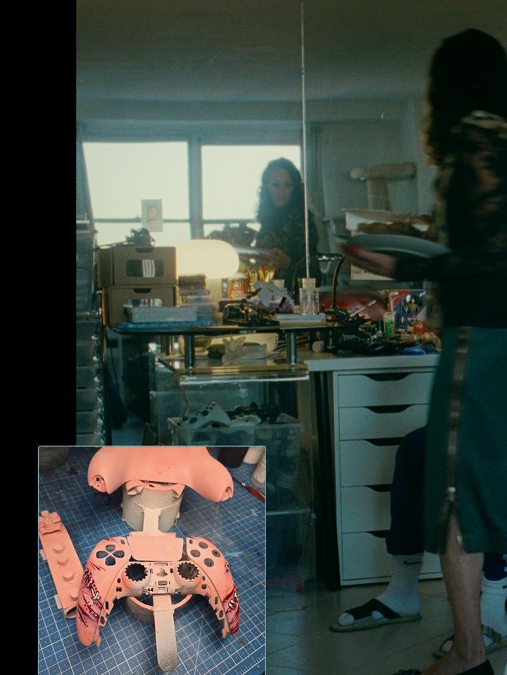 W Magazine 2026 Directors Issue starring @tchalamet 

Directed and photographed by #JoshSafdie
Director of Photography: @ryanmariehelfant
Styling: @miyakobellizzi
Editor in Chief: @saramoonves
Editor at Large: #LynnHirschberg
Creative Directors at Large: @kevintekinel 
@charleslevai
Writer: @michael_hainey
Hair: @italogregorio
Makeup: @kyrapanchenko_mkup
Manicure: @honeynailz
Casting: @jv8inc
Production Design: @adamterrence
Prop Stylist: @mabelandmichael
Colorist: @jasoncolourists 
@electric_colour 
Special thanks to @bulletproofcomics
Production: @apstudioinc
W VOLUME TWO 2026: THE DIRECTORS ISSUE