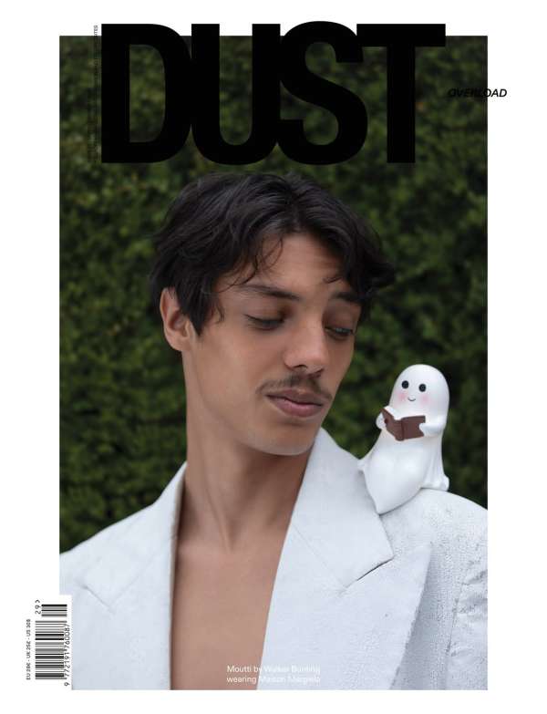 DUST Magazine Issue 29