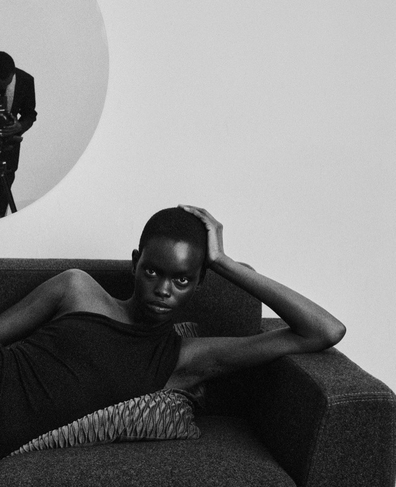 Autoportrait II for Acne Paper Issue 21

Photographer: @malickbodian
Stylist: @robbiespencer
Hair: @vpintomoreira
Makeup: @ammydrammeh
Production: @apstudioinc