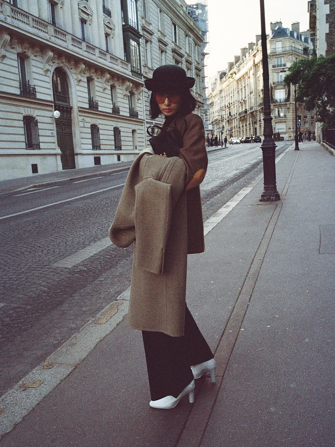 Celine Hiver 2026 by #MichaelRider

Photographer: @zoeghertner
Image & Casting Director: @samuel_ellis
Art Direction: @may_be
@kevintekinel
@charleslevai
Stylist: @brian__molloy
Hair: @hollismithhead
Makeup: @thomasdekluyver
Production: @apstudioinc