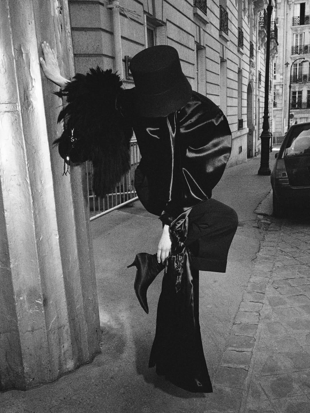 Celine Hiver 2026 by #MichaelRider

Photographer: @zoeghertner
Image & Casting Director: @samuel_ellis
Art Direction: @may_be
@kevintekinel
@charleslevai
Stylist: @brian__molloy
Hair: @hollismithhead
Makeup: @thomasdekluyver
Production: @apstudioinc