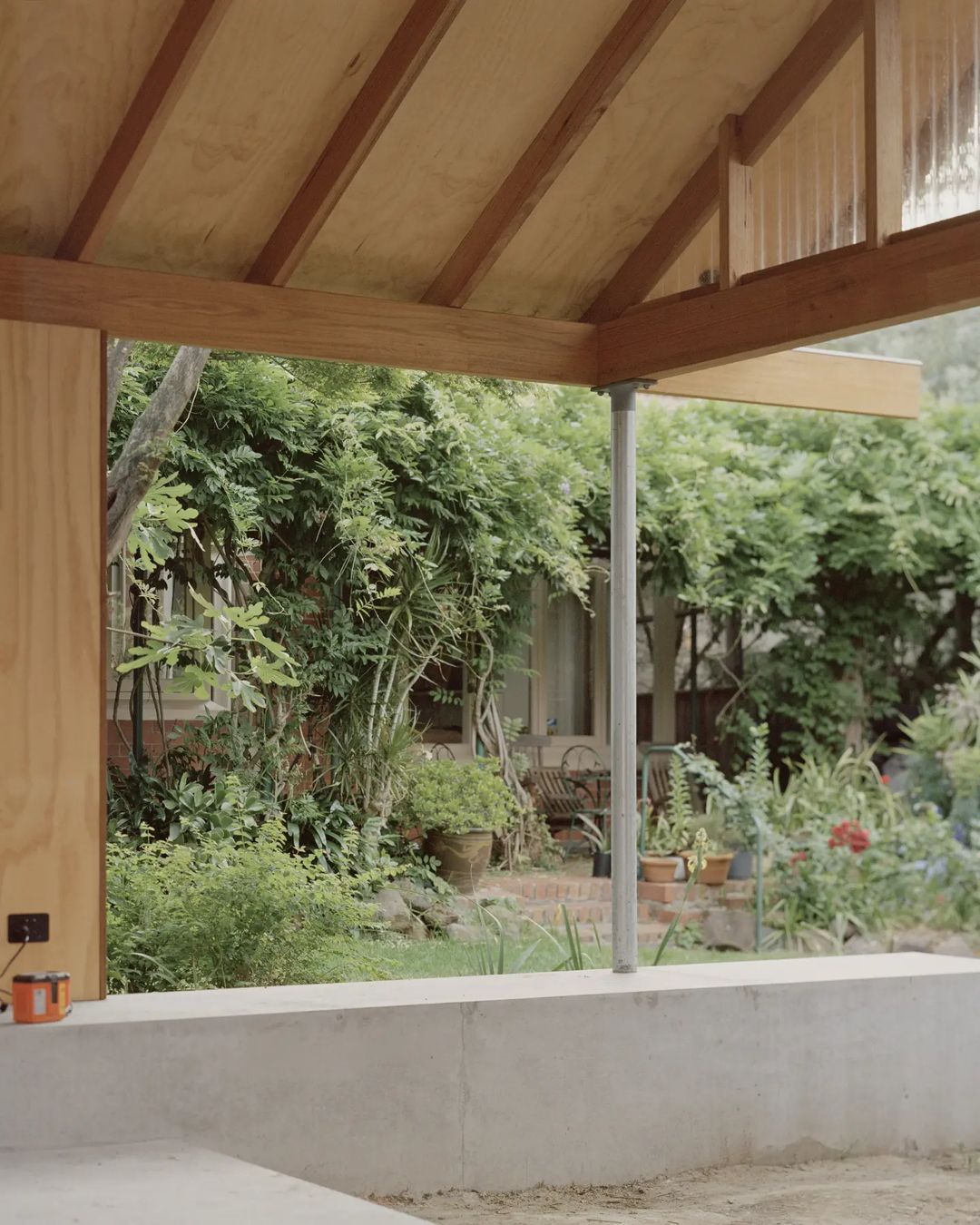 Oscar Sainsbury Architects |  May. 23