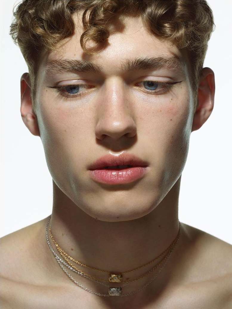 Puss Puss Magazine |  May. 20