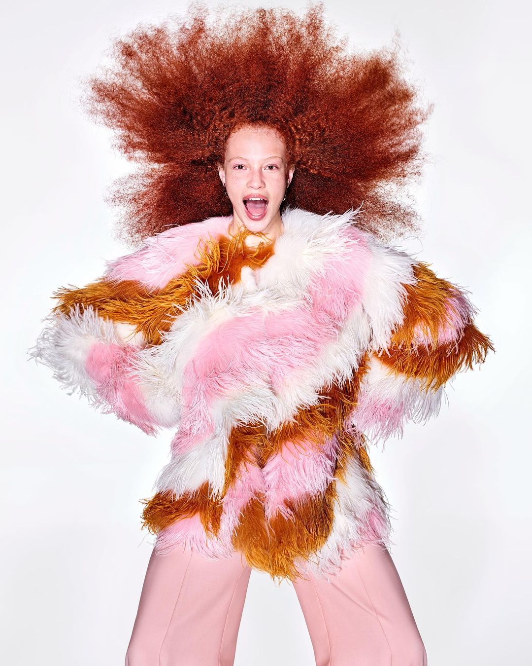 V Magazine |  Mar. 22